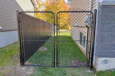 Clôture Frost durable et sécuritaire pour cour arrière