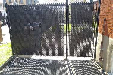 Clôture Frost avec lattes d'intimité pour cour arrière sur la Rive-Nord