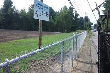 Clôture galvanisée commerciale haute sécurité sur la Rive-Nord