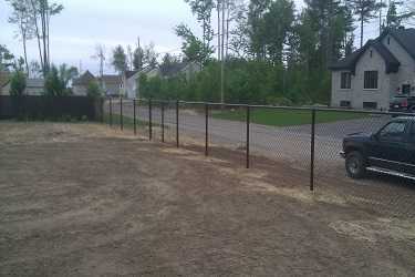 Modèle de clôture frost sécuritaire pour cour résidentielle